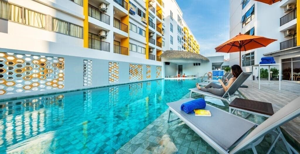 Hotel Beehive Boutique Hotel 5*