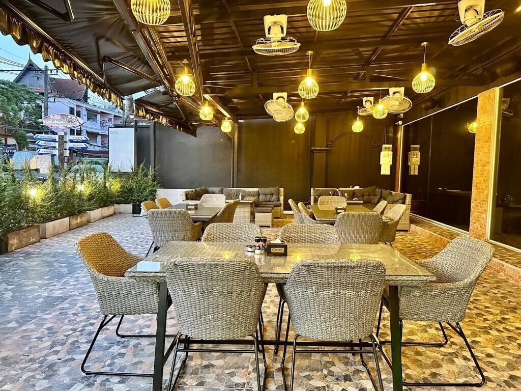 Fotografii Lime Hotel Patong 3*