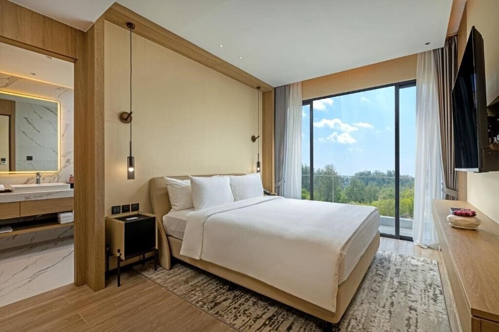 Fotografii Laya Resort Phuket Island (ex. Wanda Vista Resort) 5*