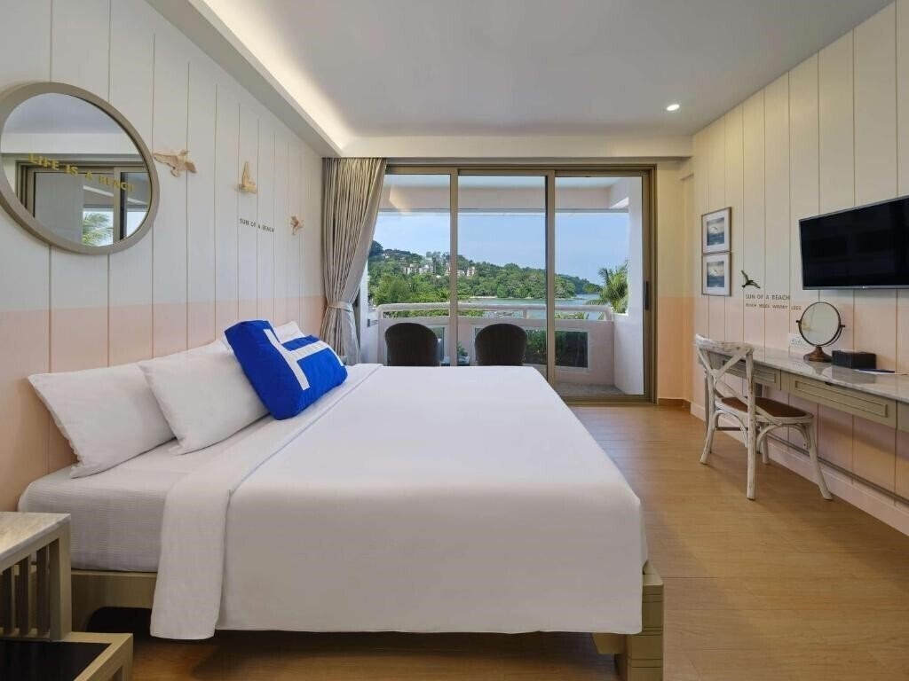Imaginea Homm Bliss South Beach Patong 4*