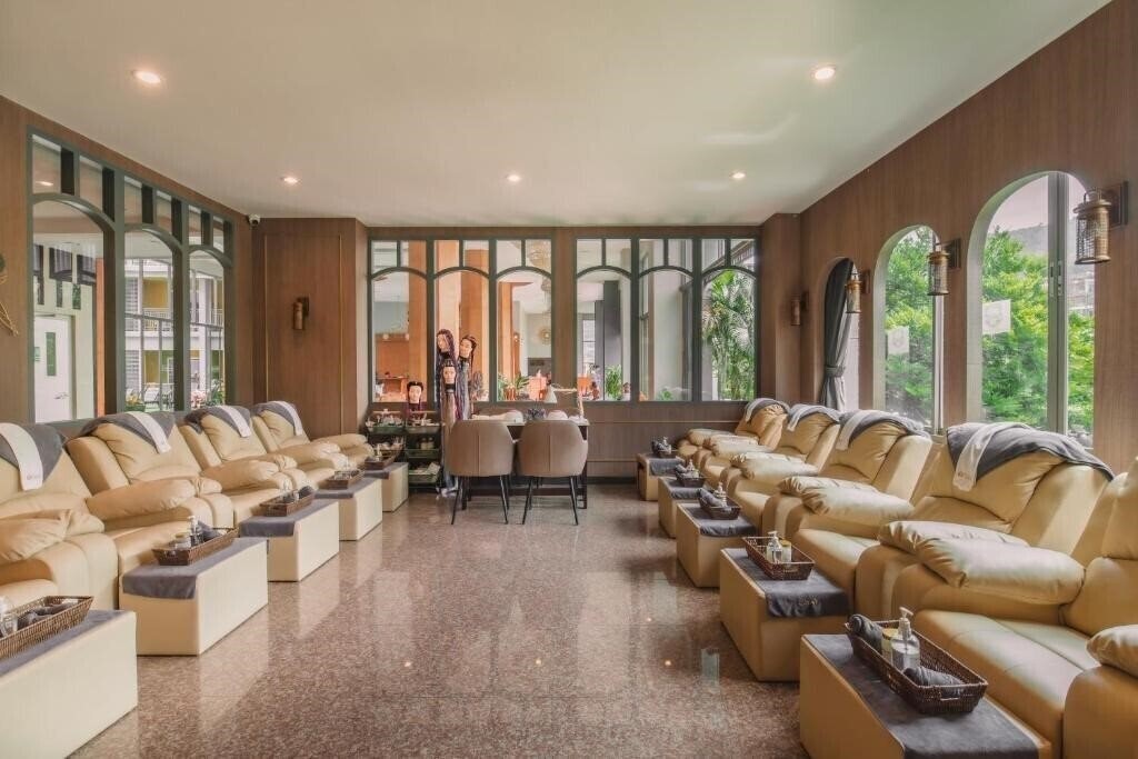 Фотография Elite Suites Hotel Patong (ex. Bauman Residence	) 4*