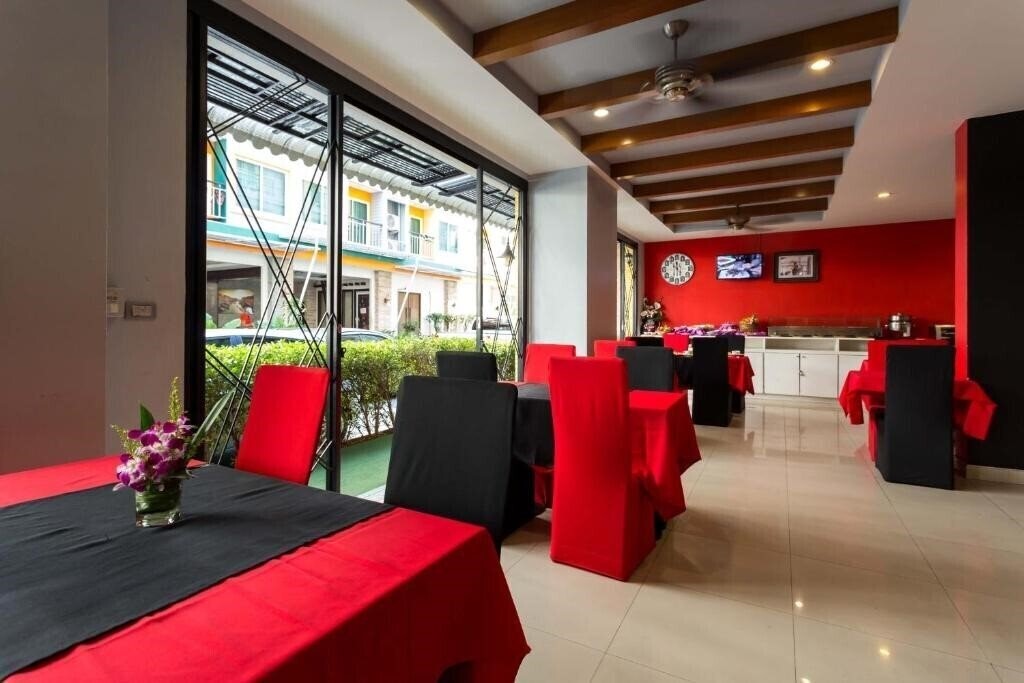 Картинка Pj Patong Resortel (ex. Check-in hotel PJ Patong) 3*