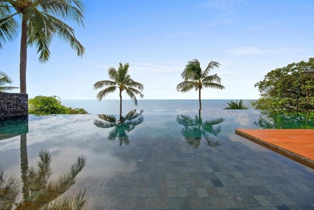 Imaginea Baan Hinta Villa Luxury вилла