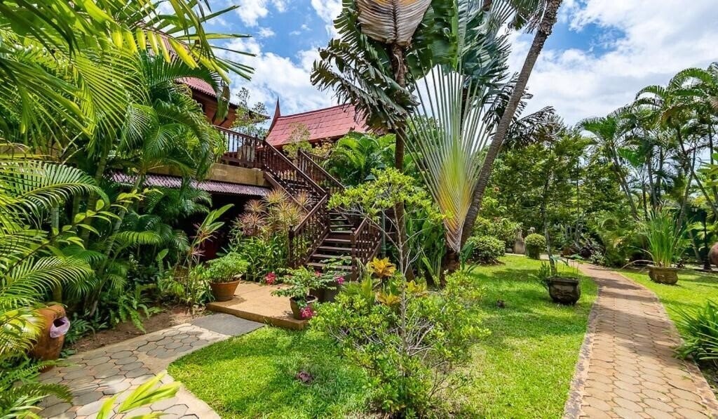 Hotel Ban Kaew Villas 4*