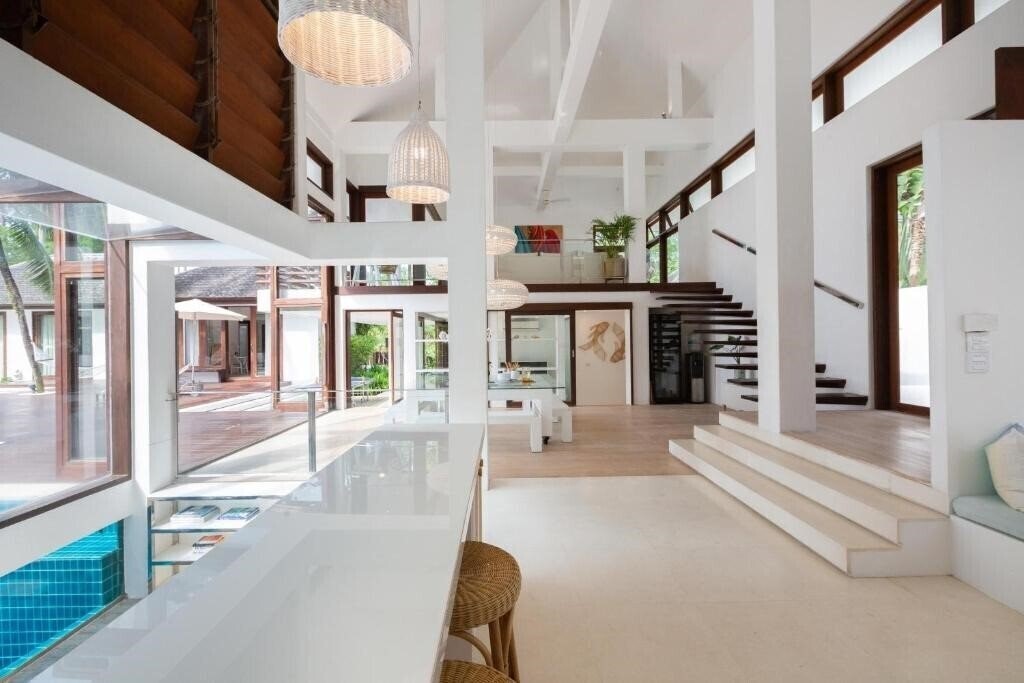 Imaginea Ban Suriya 5*