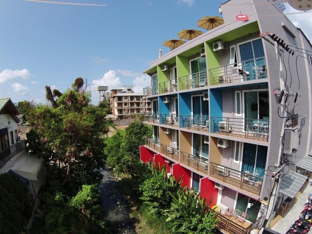 Imaginea Cheeky Monkey'S Koh Samui Hostel 3*