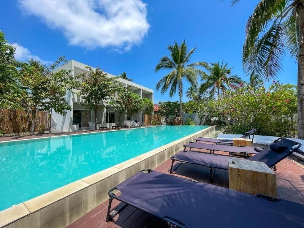 Фото The Living Pool Villas 3*