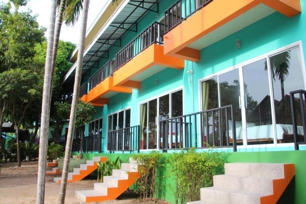 Отель Samui Poshtel 1*