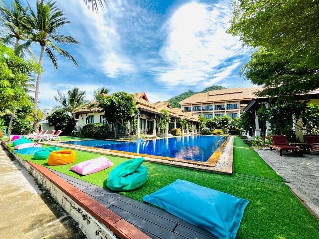 Фотография Poolsawat Villa 3*