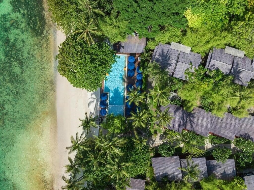 Hotel Akyra Chura Samui 4*