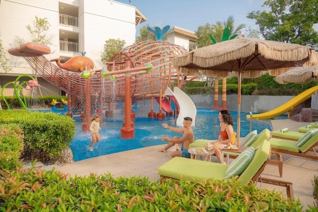 Картинка Holiday Inn Resort Samui Bophut Beach 4*