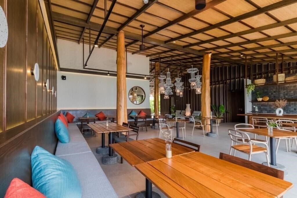 Imaginea The Flow Samui Beach Resort 3*