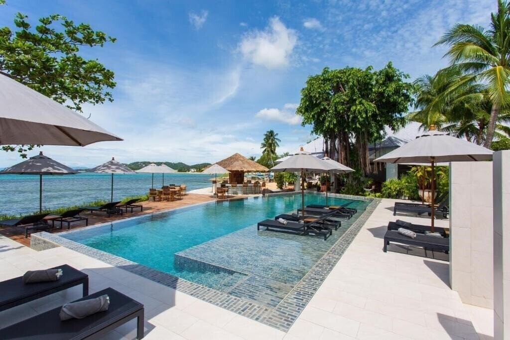 Imaginea Rocky's Boutique Resort 4*