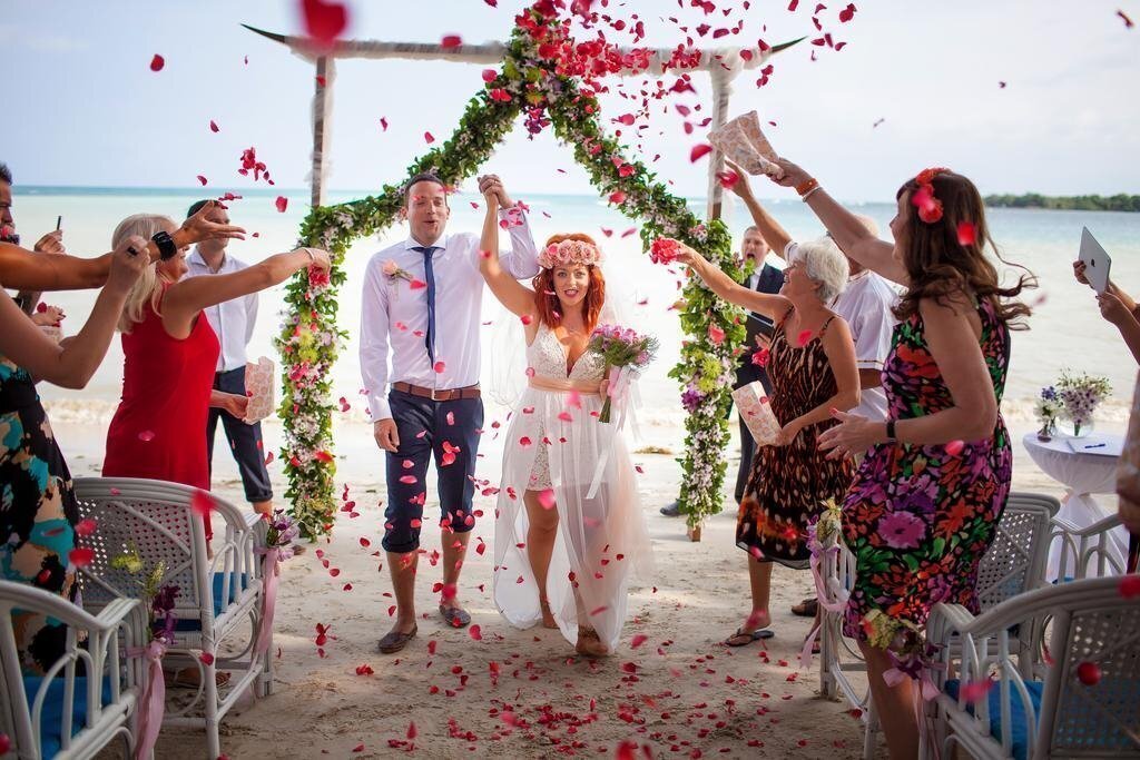 Imaginea Tango Beach Resort 3*