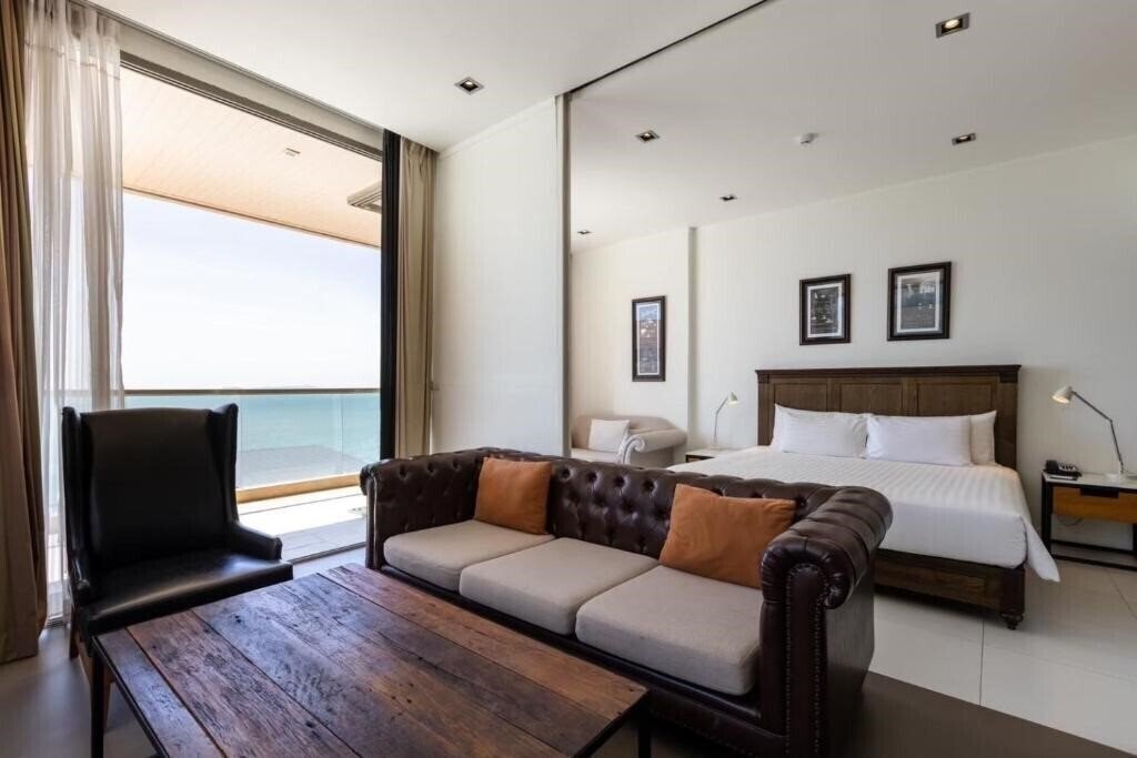 Imaginea Modus Pattaya Resort (ex. Centara Grand Modus Resort Pattaya) 4*