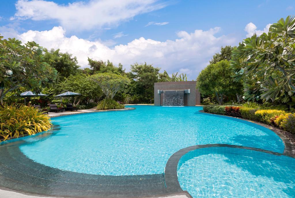 Imaginea The Radiance 4*