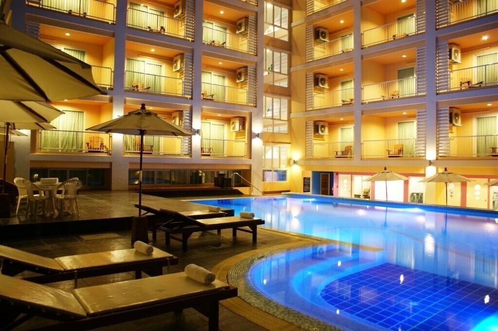Отель Best Bella Pattaya 3*