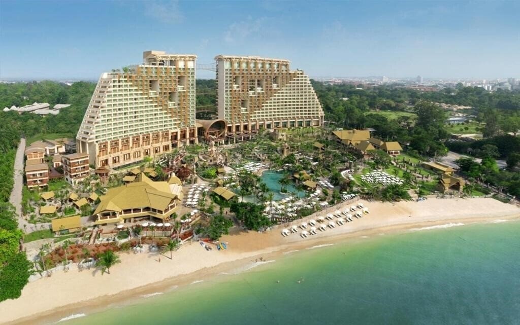 Hotel Centara Grand Mirage Beach Resort 5*