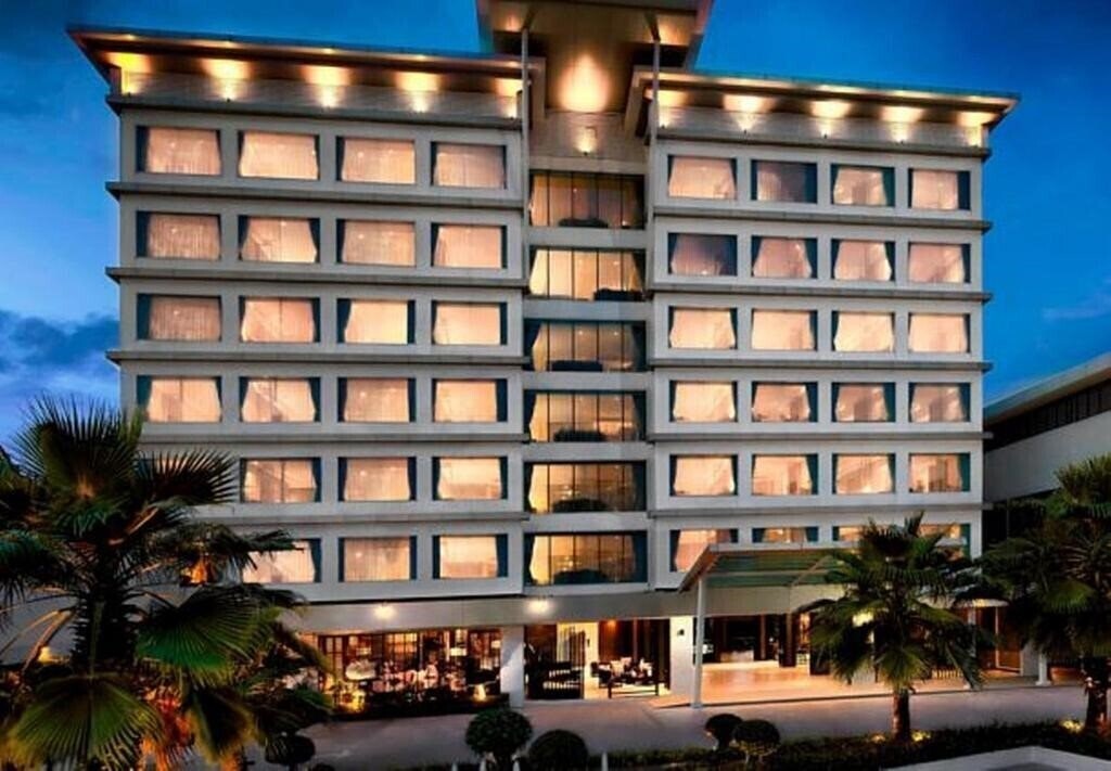 Отель Courtyard By Marriott South Pattaya 4*