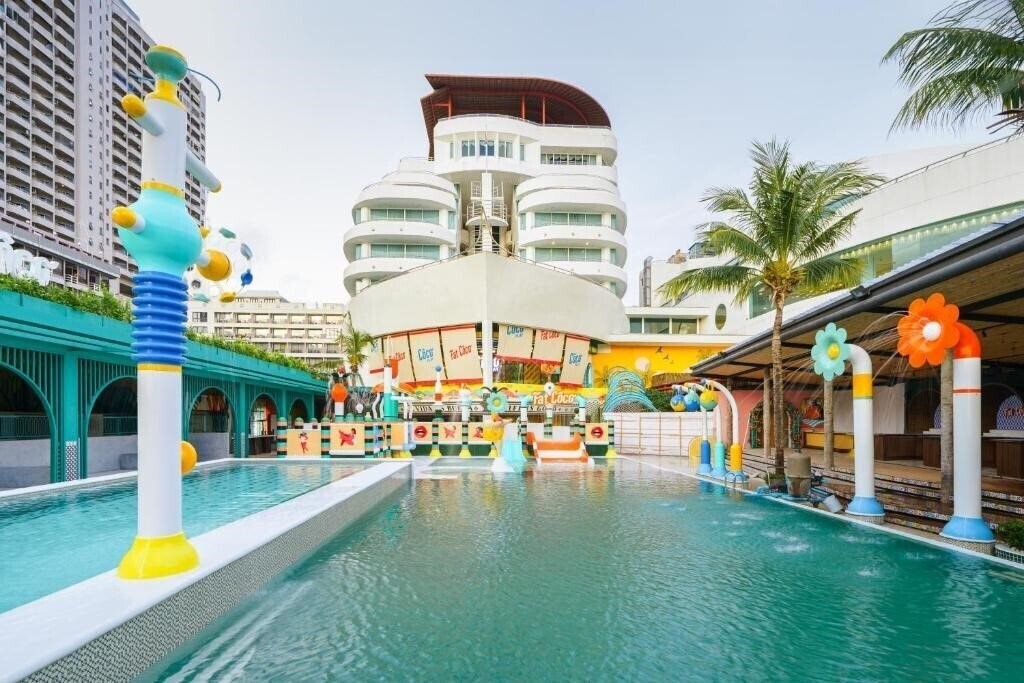 Imaginea A-One Pattaya Beach Resort 4*