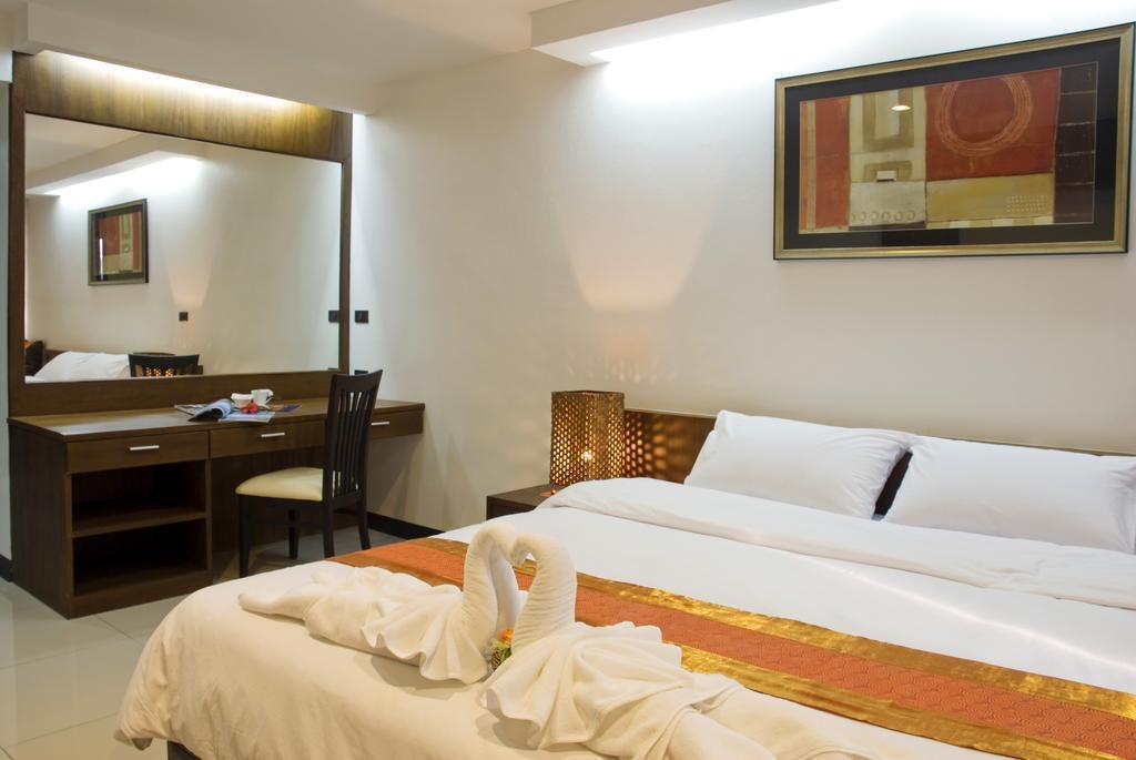 Hotel Baywalk Residence Pattaya 3*