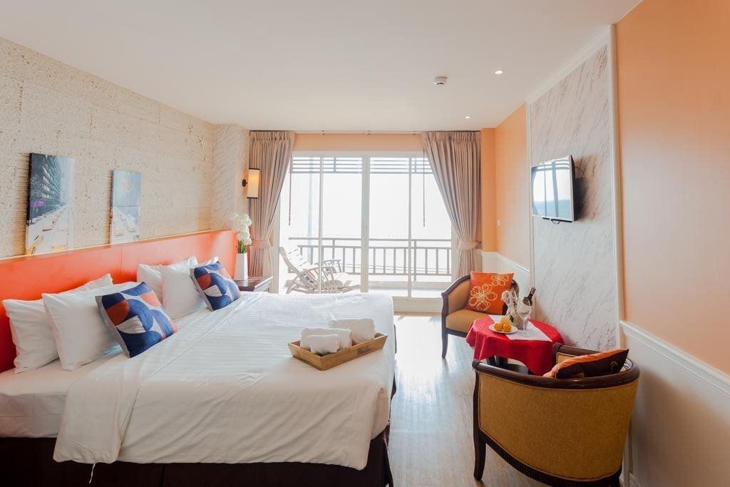 Imaginea Seaside Jomtien Beach 3*