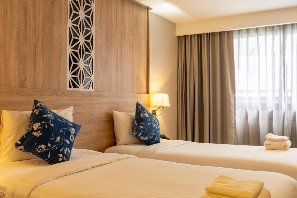 Fotografie Rodina Beach Hotel (ex. Isawanya Beach Resort) 3*