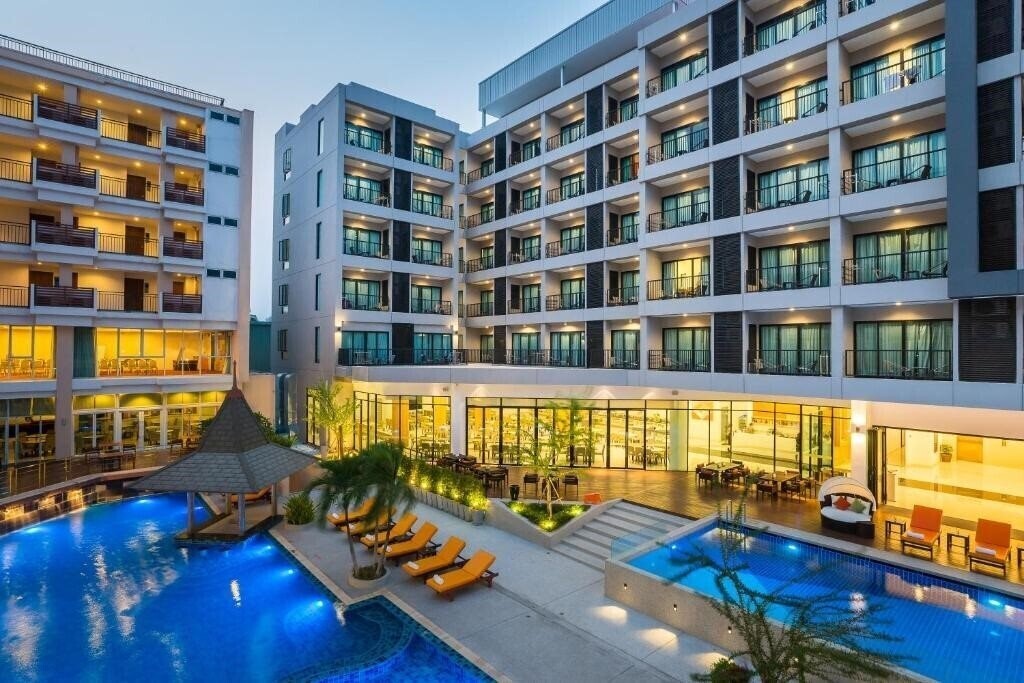Hotel Hotel J Inspired Pattaya 4*