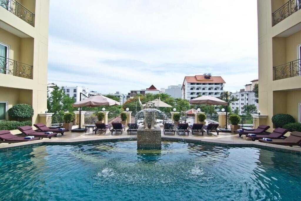 Imaginea LK Renaissance 3*