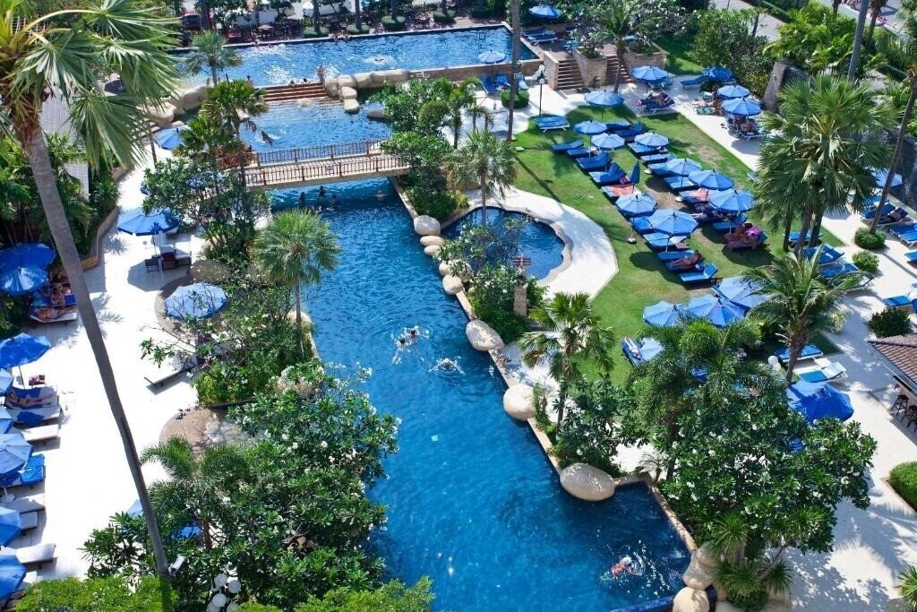Hotel Jomtien Palm Beach Hotel & Resort 4*