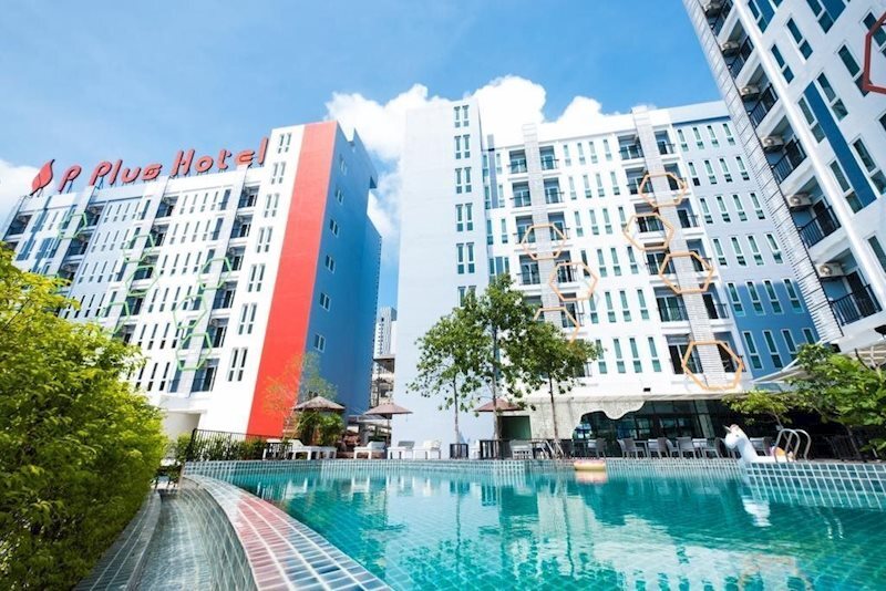 Отель P Plus Hotel Pattaya 4*