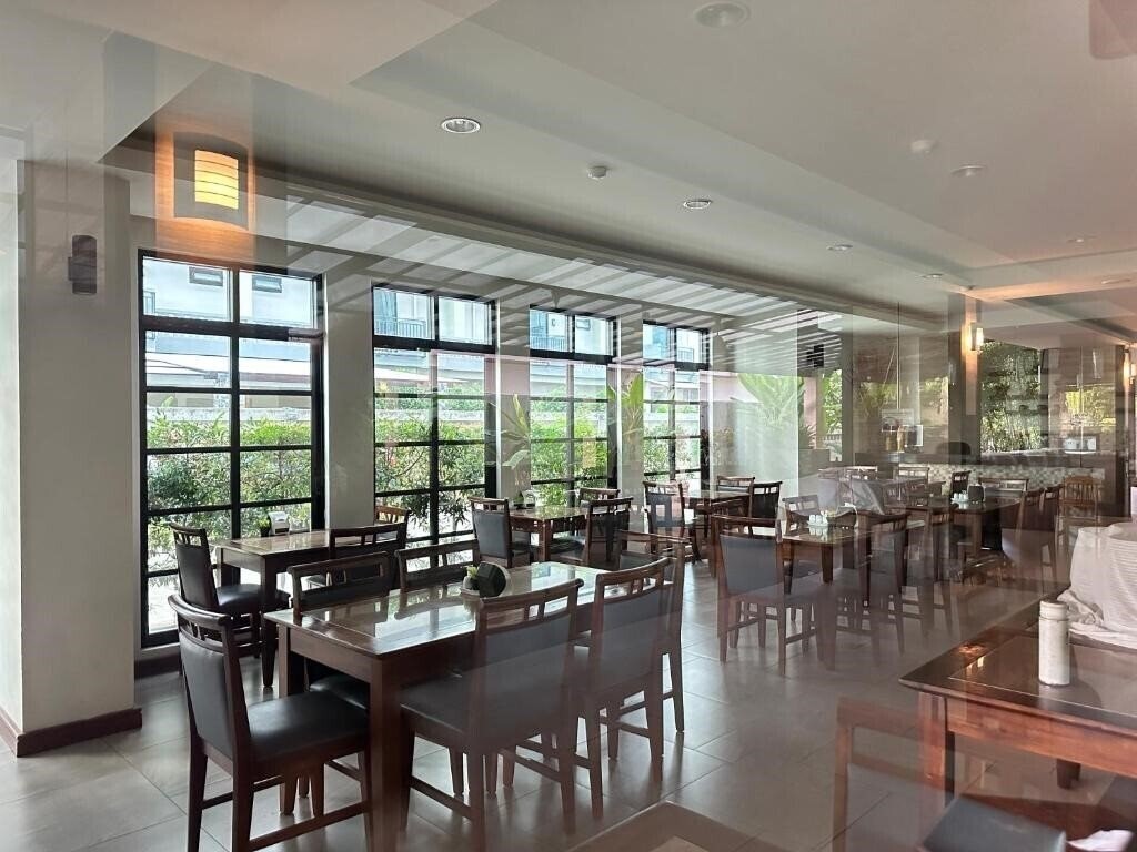 Fotografie Mangrove Hotel Pattaya (The) 3*