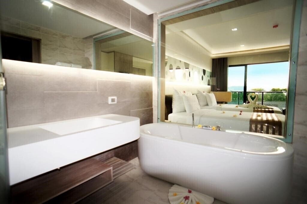 Фото Pattaya Discovery D Beach Tower 4*