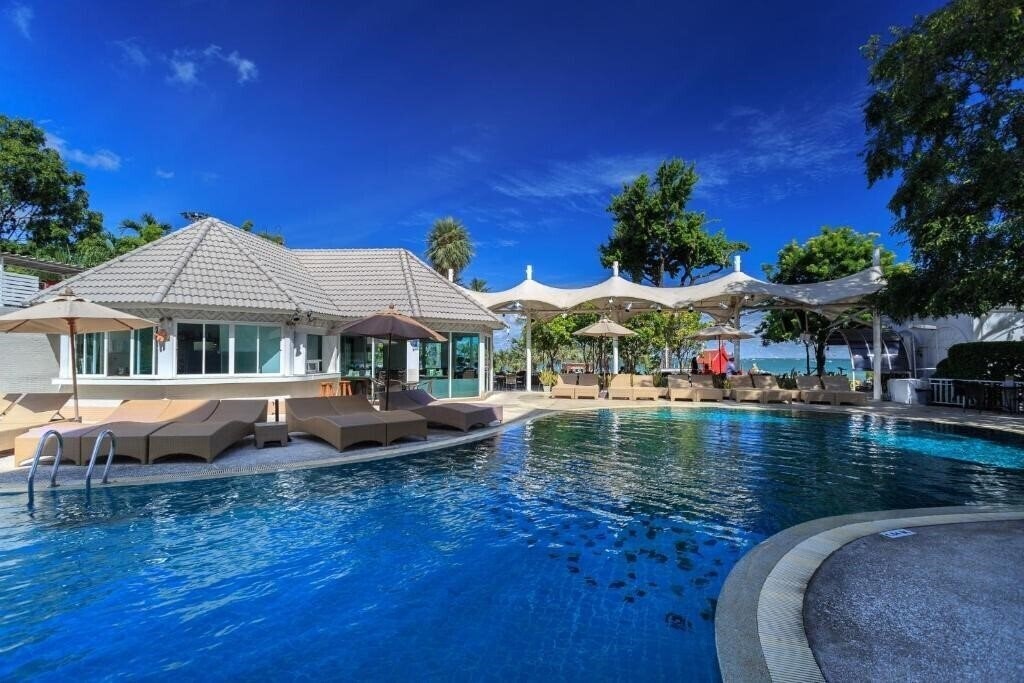 Фотография Pattaya Discovery D Beach Tower 4*