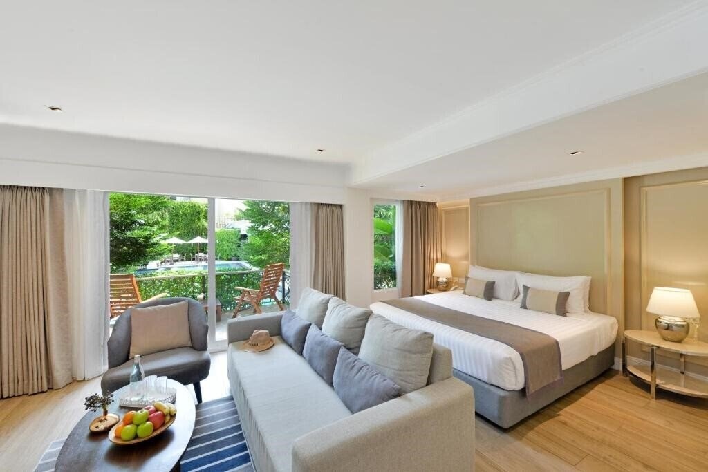 Фото The Beverly Hotel Pattaya 3*