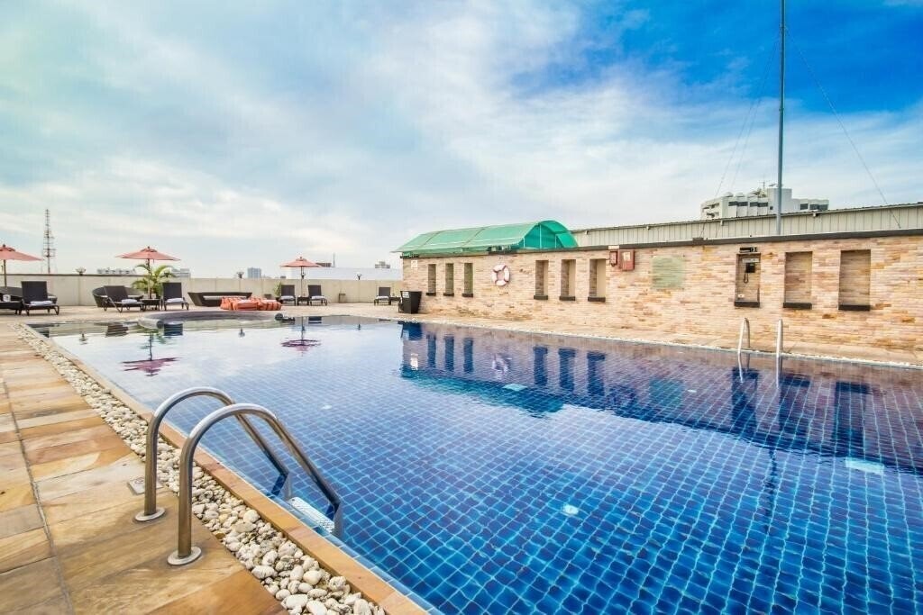 Фото Nova Suites 5*