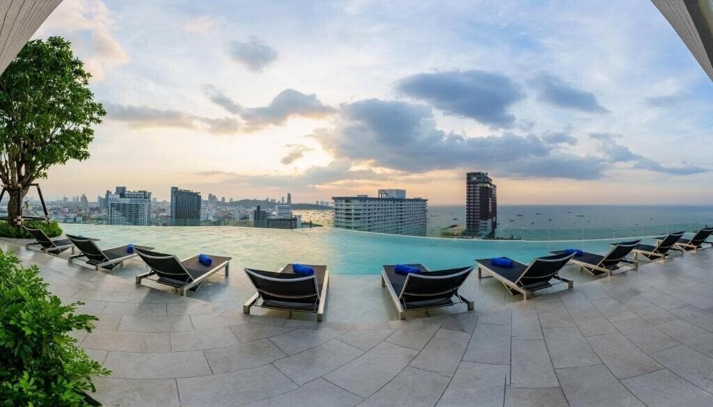 Imaginea Somerset Pattaya 5*