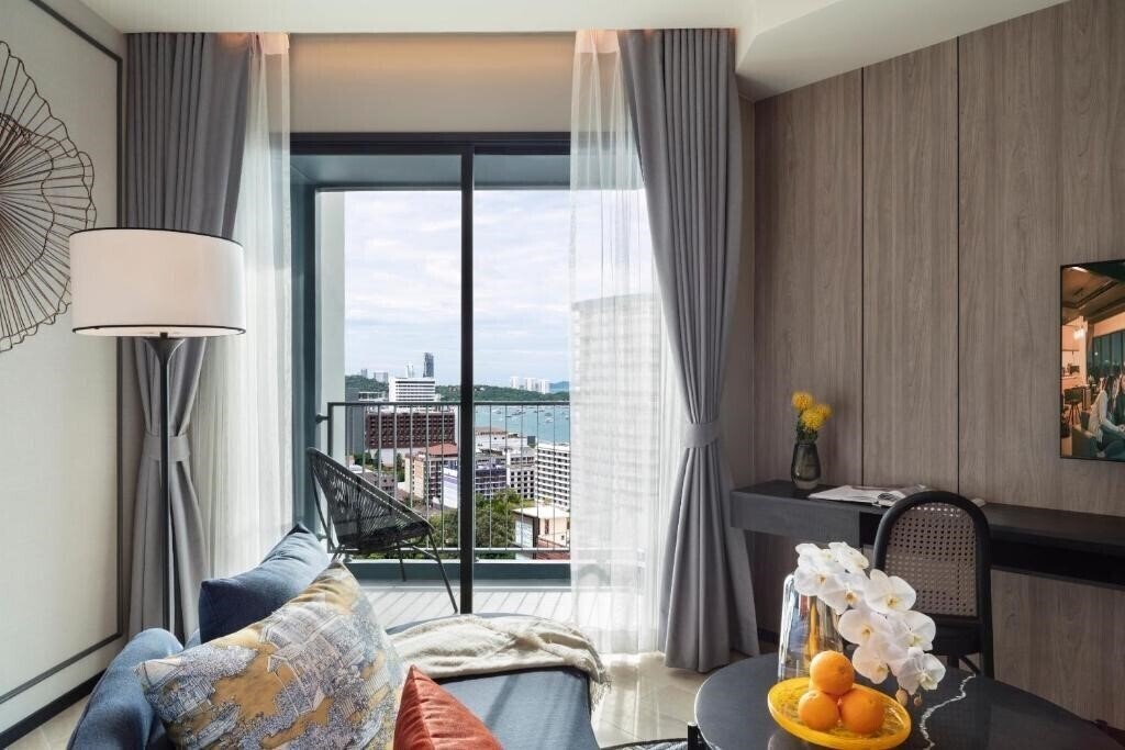 Imaginea Somerset Pattaya 5*