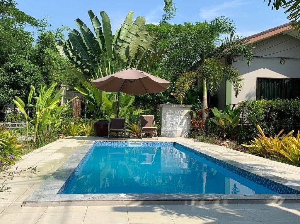 Imaginea Long Lake Resort By Zuzu 2*