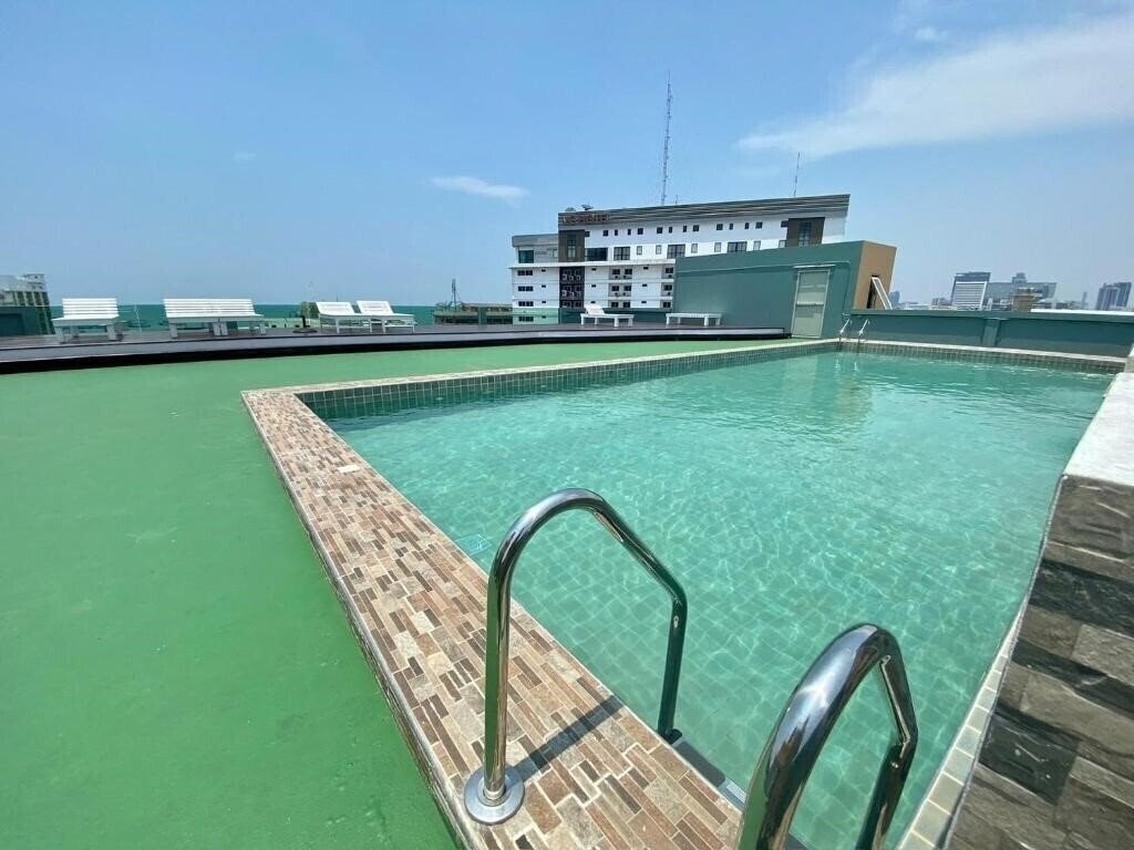 Отель M Casa Hotel Pattaya 4*