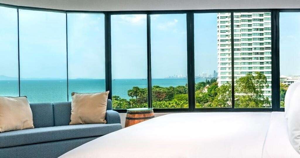 Фото Ocean Marina Resort Pattaya Na Jomtien 5*