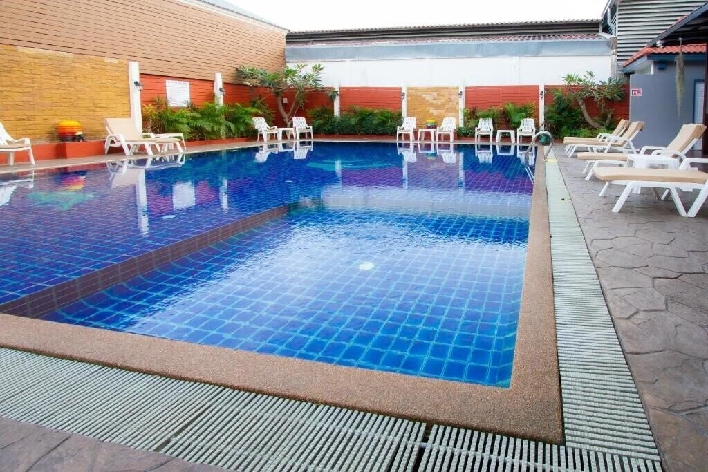 Imaginea Valhalla Pattaya Hotel 3*