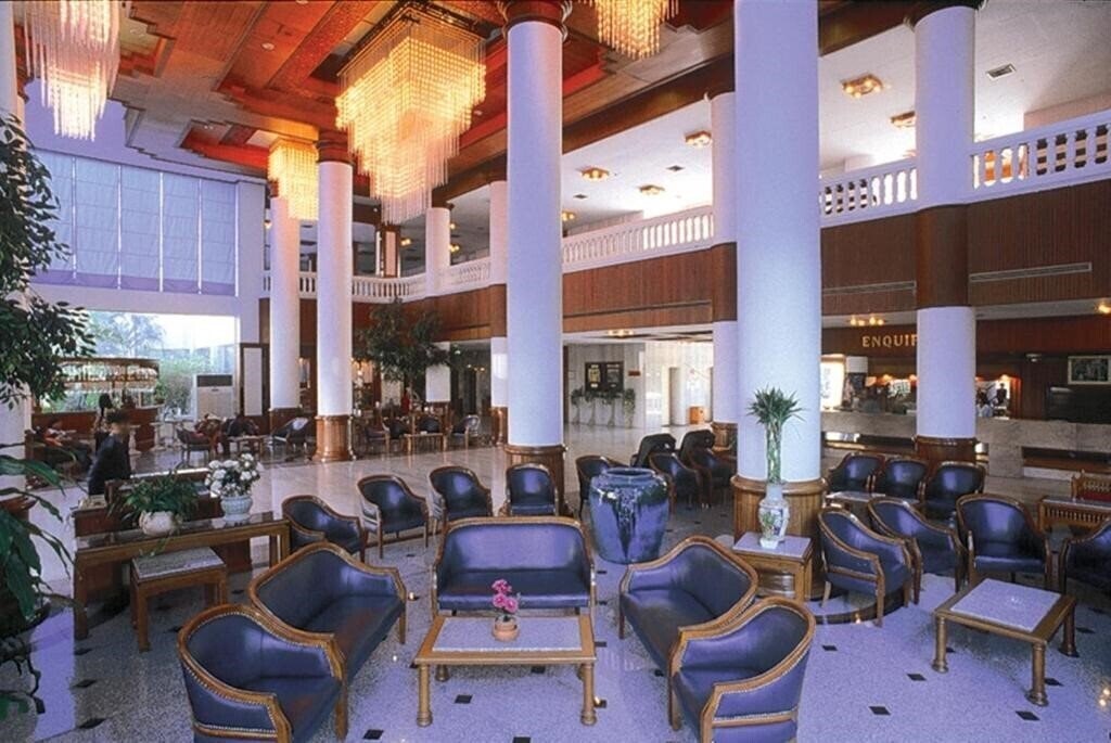 Imaginea Royal Palace Hotel 3*