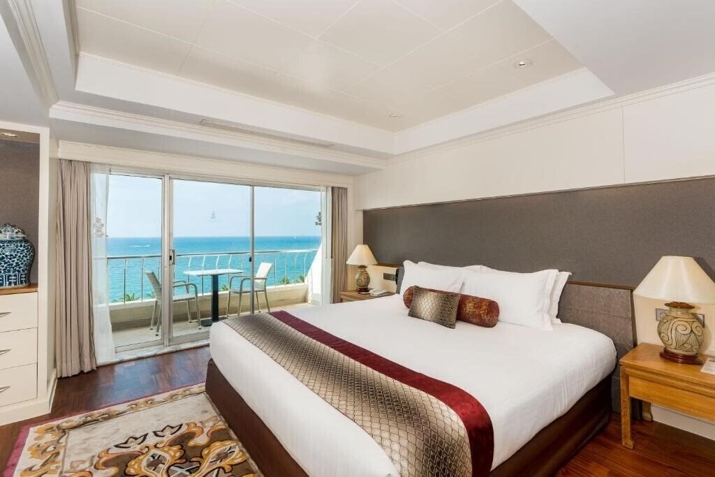 Фото Royal Cliff Royal Wing Hotel 5*