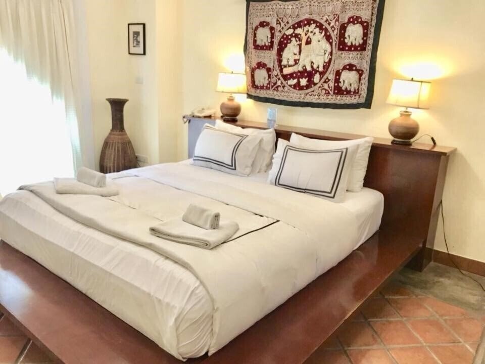 Отель Nirvana Boutique Hotel 3*