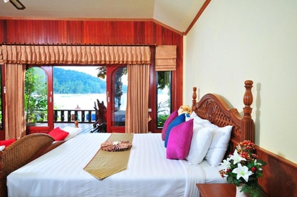 Фото Haadyao Bayview Resort & Spa 3*