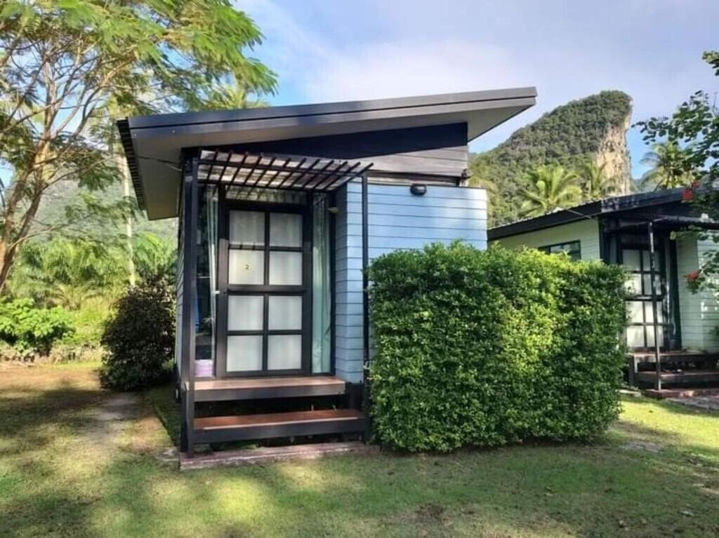 Imaginea Baan Rim Nam Resort By Zuzu 2*