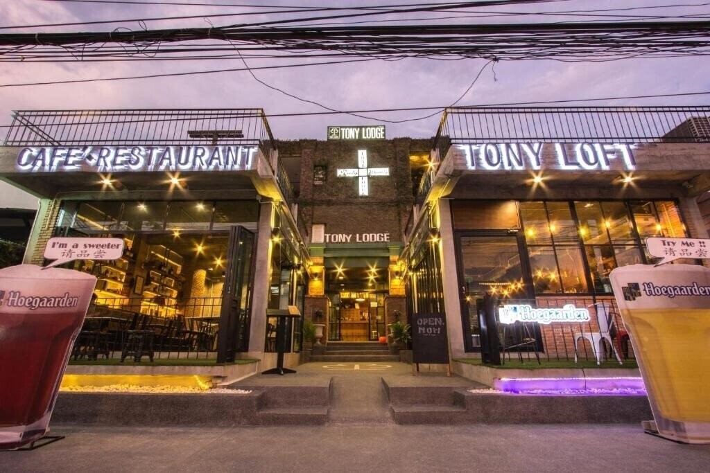 Фото Tony Lodge 3*