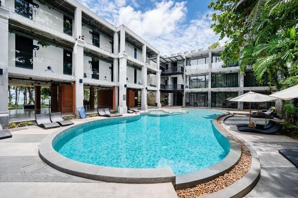 Hotel Suwan Palm Resort 3*