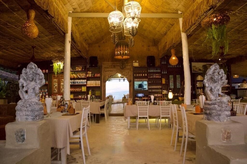 Imaginea Milky Bay Resort 3*